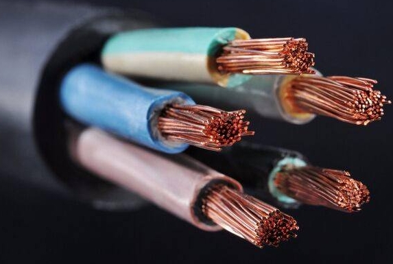 金聯(lián)宇線纜廠提醒國標(biāo)電線電纜需要注意哪些事項？.jpg